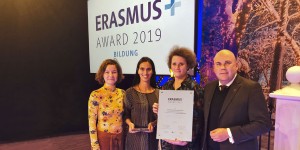Beitragsbild des Blogbeitrags Fachhochschule Wiener Neustadt gewinnt Erasmus+ Award
