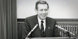 Beitragsbild des Blogbeitrags Ehrenbürger Erster Vizebürgermeister a.D. Angst verstorben