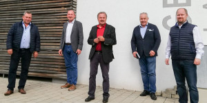 Beitragsbild des Blogbeitrags Schülerbusverkehr: Treffen für Bad Erlach, Katzelsdorf und Lanzenkirchen