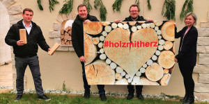 Beitragsbild des Blogbeitrags #holzmitherz unterstützt Bedürftige mit Brennholz