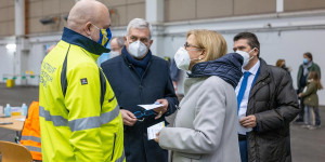 Beitragsbild des Blogbeitrags Mikl-Leitner zu Massentests: „Ich danke allen, die mitmachen“ 