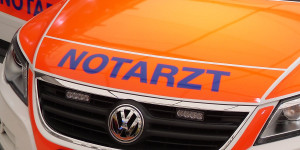 Beitragsbild des Blogbeitrags Lichtenwörth: 15-Jährige bei Moped-Unfall schwer verletzt 