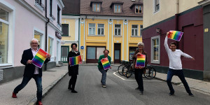 Beitragsbild des Blogbeitrags Pride Month: keine sichtbaren Zeichen in Wiener Neustadt
