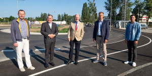 Beitragsbild des Blogbeitrags Kreisverkehr Giltschwertgasse/Stadionstraße fertiggestellt