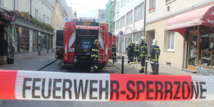 Beitragsbild des Blogbeitrags Wohnungsbrand in Wr. Neustadt: Feuerwehr rettet drei Kinder 