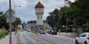 Beitragsbild des Blogbeitrags Wiener Neustadt: Straßensperren wegen Waserturm-Spektakel