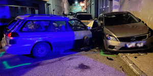 Beitragsbild des Blogbeitrags Zwei verletzte Personen nach Unfall auf der Grazer Straße
