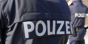 Beitragsbild des Blogbeitrags Drogen und Waffen in Baustellencontainer sichergestellt