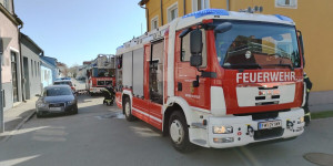 Beitragsbild des Blogbeitrags Feuerwehr verhindert Vollbrand einer Küche in Wr. Neustadt 