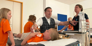 Beitragsbild des Blogbeitrags FHKids Forscherferien: Keine Zeit für Langeweile
