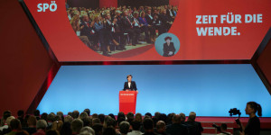 Beitragsbild des Blogbeitrags SPÖ-Themenrat in der Arena Nova in Wiener Neustadt