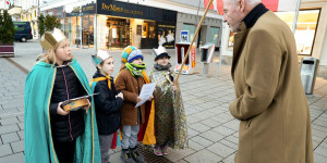 Beitragsbild des Blogbeitrags Wiener Neustadt: Sternsinger besuchten Bürgermeister Schneeberger