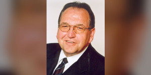 Beitragsbild des Blogbeitrags VPWN trauert um Freund und Weggefährten Rudi Habeler