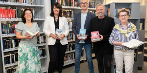 Beitragsbild des Blogbeitrags Premiere für Leserunde in der Bibliothek im Zentrum 