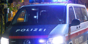 Beitragsbild des Blogbeitrags Wöllersdorf: Rotlicht missachtet, danach Flucht vor Polizei