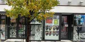 Beitragsbild des Blogbeitrags 10 Jahre „kreAKTIV“: Kunstwerke von Lehrlingen in der Wiener Straße