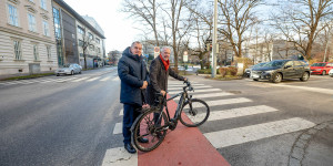 Beitragsbild des Blogbeitrags Hier wird „Rechts Abbiegen bei Rot für Fahrräder“ gestattet 