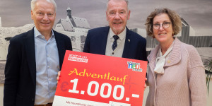 Beitragsbild des Blogbeitrags Wiener Neustadt: 1.000 Euro Unterstützung für Adventlauf 