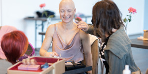 Beitragsbild des Blogbeitrags Beauty-Profis bei Krebspatientinnen im Landesklinikum 