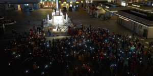 Beitragsbild des Blogbeitrags Das war „Demokratie verteidigen“ in Wiener Neustadt