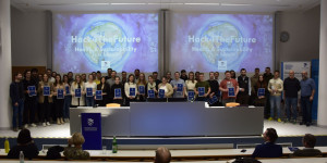 Beitragsbild des Blogbeitrags Innovationsgeist und Kreativität bei “FHWN Hack4TheFuture”