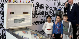 Beitragsbild des Blogbeitrags “Mit und ohne Worte”-Mitmachausstellung eröffnet