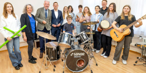 Beitragsbild des Blogbeitrags Musikmittelschule feiert ihr 35. Jubiläum mit Aufführung