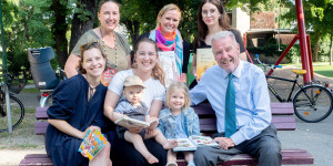 Beitragsbild des Blogbeitrags “Lesen im Park” an vier Terminen im Sommer 