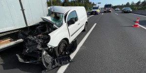 Beitragsbild des Blogbeitrags Schwerer Auffahrunfall auf der A2 bei Wiener Neustadt