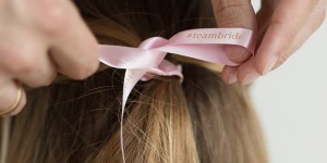 Beitragsbild des Blogbeitrags DIY: Haarschmuck für Hochzeit machen