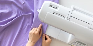 Beitragsbild des Blogbeitrags Stoffe online kaufen — die fünf besten Online Shops