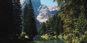 Beitragsbild des Blogbeitrags WANDERLUST: Pragser Wildsee / South Tyrol