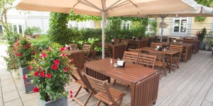 Beitragsbild des Blogbeitrags 5 Speisen 5 Weine: Frühlingsgefühle im Café Restaurant Depot