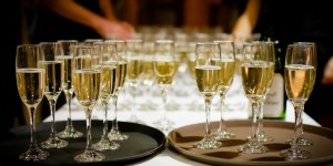 Beitragsbild des Blogbeitrags Prickelnd: Die besten 5 Champagner unter 50 Euro 