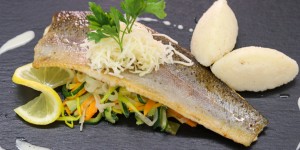 Beitragsbild des Blogbeitrags Rezept: Forelle, Wurzelgemüse, Grießnockerl, Kren