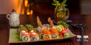 Beitragsbild des Blogbeitrags Verkehrt, aber gut: Ura-Maki im Junn 