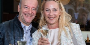 Beitragsbild des Blogbeitrags VIPs feiern bei Kattus Opening der Wiener Sparkling Woche