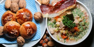 Beitragsbild des Blogbeitrags Wiener Erdäpfelsuppe mit Walnussbrötchen