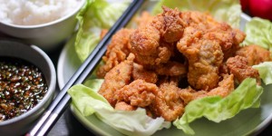 Beitragsbild des Blogbeitrags Pute knusprig gebacken mit Jasmin Reis und Ponzu Vinaigrette