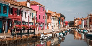 Beitragsbild des Blogbeitrags Burano & Murano – Ausflug zu den venezianischen Inseln 