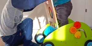Beitragsbild des Blogbeitrags Die besten Holzspielzeuge für Groß und Klein
