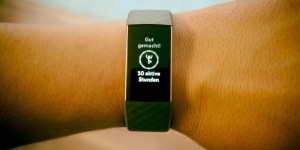 Beitragsbild des Blogbeitrags Fitbit Charge 3 – Erster Eindruck