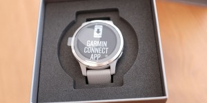 Beitragsbild des Blogbeitrags Garmin Vivoactive 4s oder Fitbit Charge?