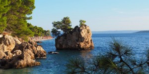 Beitragsbild des Blogbeitrags Urlaub am Meer in Brela – Kroatien