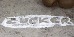 Beitragsbild des Blogbeitrags Zuckerfrei? – Wie ich es schaffe, weniger Zucker zu essen