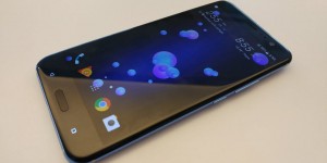 Beitragsbild des Blogbeitrags Das HTC U11 im Hands-on Preview: Ein Smartphone zum Drücken