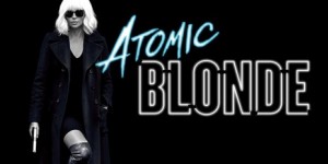 Beitragsbild des Blogbeitrags Gewinnspiel: Wir verlosen Atomic Blonde-Goodies