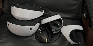 Beitragsbild des Blogbeitrags Erstes Bild im Umlauf: So sieht das Sony PS VR2-Headset für PS5 aus