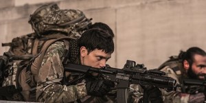 Beitragsbild des Blogbeitrags Gewinnspiel: Navy SEALs vs. Zombies