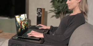 Beitragsbild des Blogbeitrags Nerdytec Couchmaster CYBOT Test: Echt ergonomische Ergänzung